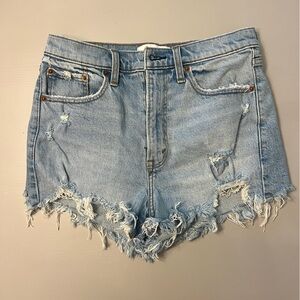 Abercrombie high rise mom short